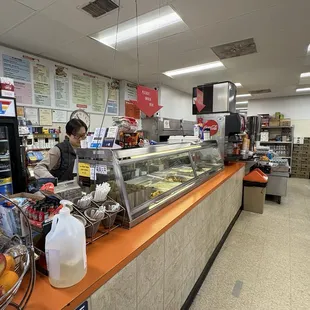 sushi and sashimi, interior