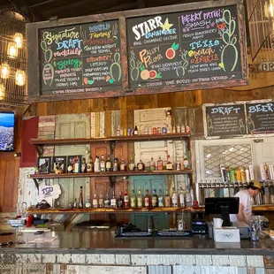 Bar