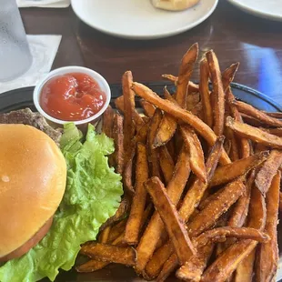 California Burger w/Sweet Potato Fries