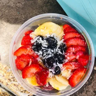 Deluxe Acai Bowl