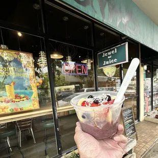 Best Deluxe Acai Bowl