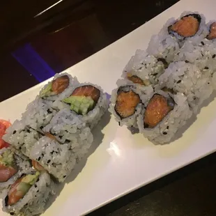 Spicy Salmon Roll