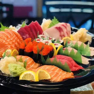 food, sushi and sashimi, sushi, sashimi