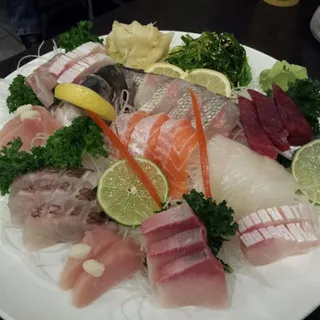 Wasabi Special Sashimi Salad