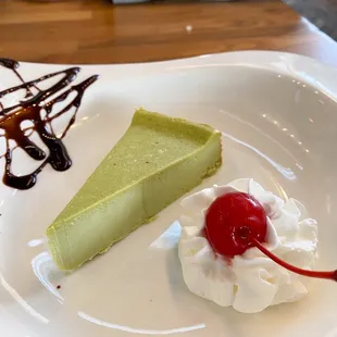 Green tea cheesecake