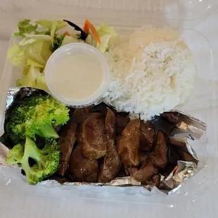 Rib eye steak teriyaki with steamed broccoli, salad, rice and miso soup (loved loved loved this dish!)