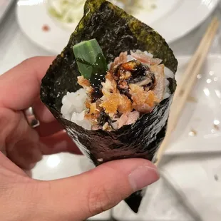 Salmon Skin Hand roll