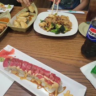Hot night roll, Pad See Eww, and steamed pork gyoza
