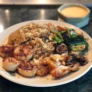 Scallops &amp; Lobster Combination Plate