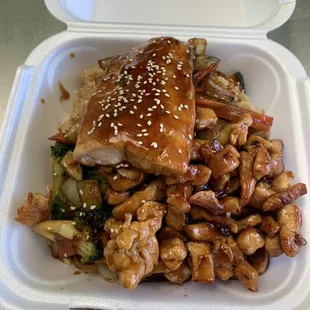 SALMON AND CHICKEN HIBACHI. $15