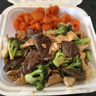 Chicken and beef Japanese lunch combo!