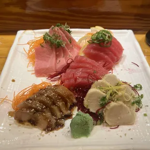 Toro Plate (4pc) Sashimi Super White Tuna(1 pc)