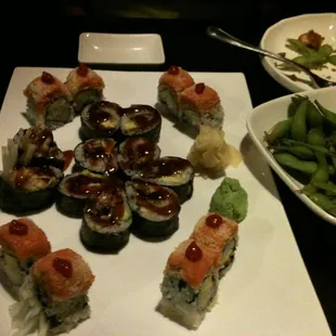 Edamame, spider roll n'  hot dragon roll, yummi!