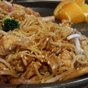 Chicken yakisoba