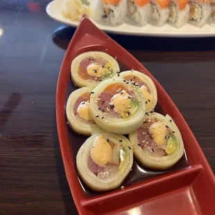 sushi, sashimi, sushi and sashimi, food