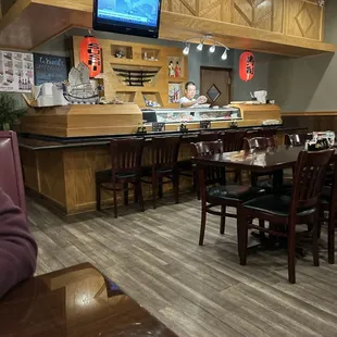 Dining room and sushi bar