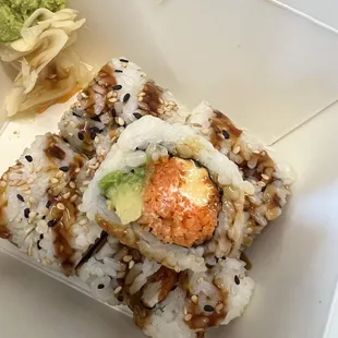 Veggie roll minus cucumber, add cream cheese (1$ surcharge) &amp; eel sauce.