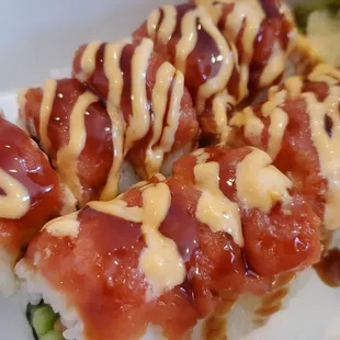 a close up of a sushi