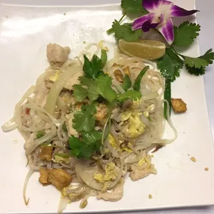 Chicken pad Thai