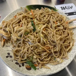 F1. Chicken Stir Fried Noodle