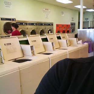 Pretty small place. About 20 washers, 20 dryers, a few benches and one small tv.