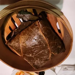 Lotus wrap sticky rice