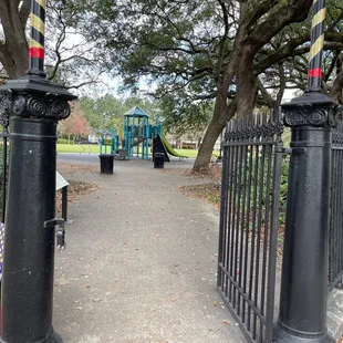 Royal &amp; Frenchmen entry