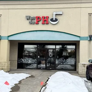 Front of restaurant.