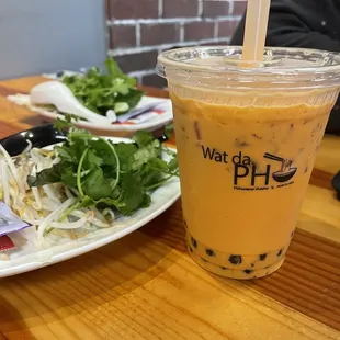 Thai  tea T1. Bubble Tea Over Ice