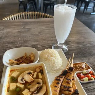 Chicken satay lunch combo &amp; coconut slushy