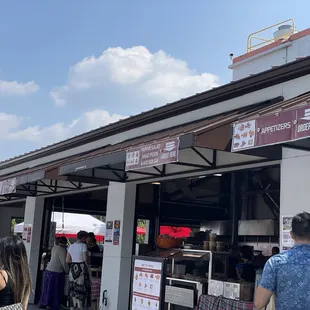 Walk up to food stalls