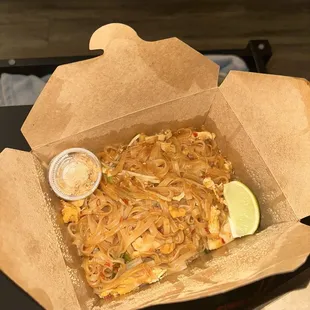 N1. Pad Thai