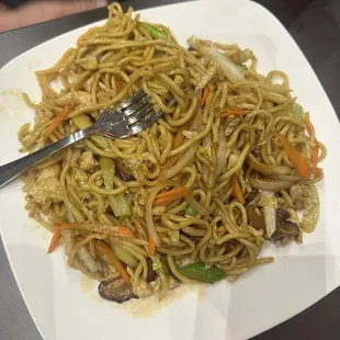Chicken lo mein