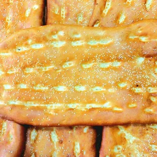 Barbari bread is one type of yeast-risen Iranian-based flatbread. Well, Its soft and chewy texture makes itself a wonderful and yummy flavor