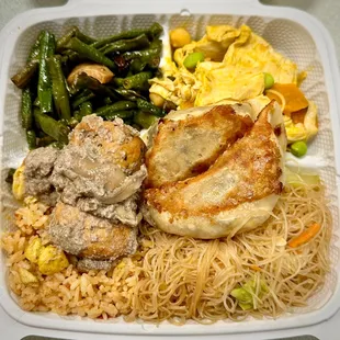 4 choice ($18) 1/2 Fried Rice, 1/2 Rice Noodle, Green Bean, Bean Curd, Tofu Dumpling w/ Mushroom Sauce, Pot Stickers. So good!