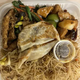 Thursday lunch. Fried noodle, potstickers, bean curd with vegetables, and sweet sour tofu. Everything is good.