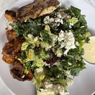 KALE & CAULI SALAD (V)