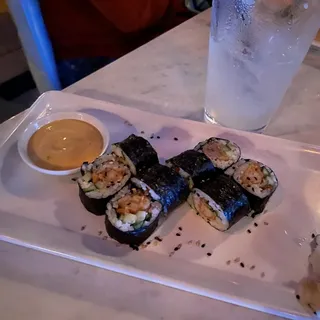 SPICY SALMON AVOCADO CUCUMBER ROLL