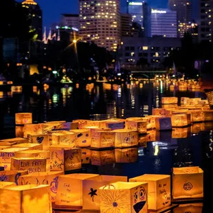 "This event was simple but beautiful. The staff and organization was very nice, We had tons of fun and can't wait until next year! " Mark S.