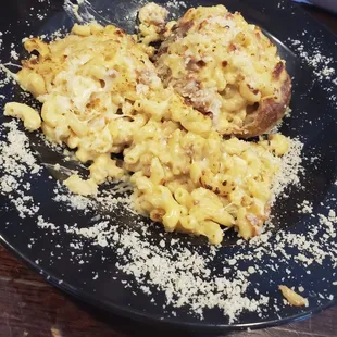 Baked Macaroni and Triple Cheese