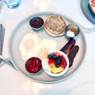 sausages &amp; eggs + fruit &amp; muffin