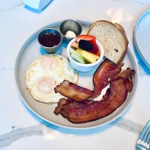 bacon &amp; eggs w fruit &amp; toast