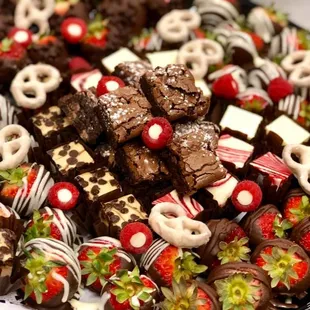 Miniature Bites Dessert Tray (mini cheesecake, chocolate strawberry, mini brownies, stuffed raspberries)