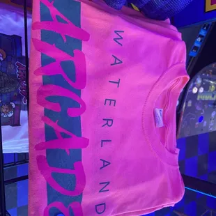 a pink t - shirt with the word waterland on it