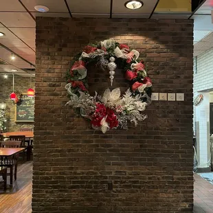 Holiday wreath