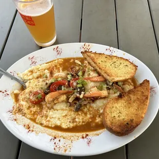 Shrimp and grits, ice, cold, glass of blue moon