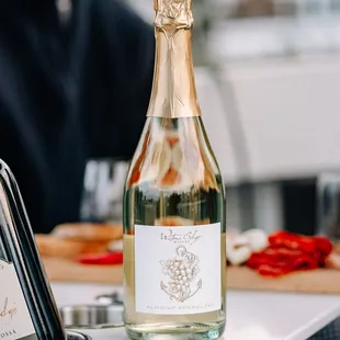 Sparkling Almond Wine