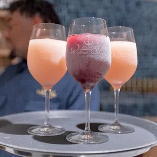 Wine Froze by the glass