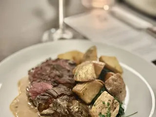 Ilo Bistro