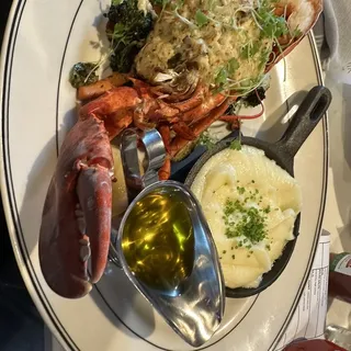 STUFFED LOBSTER